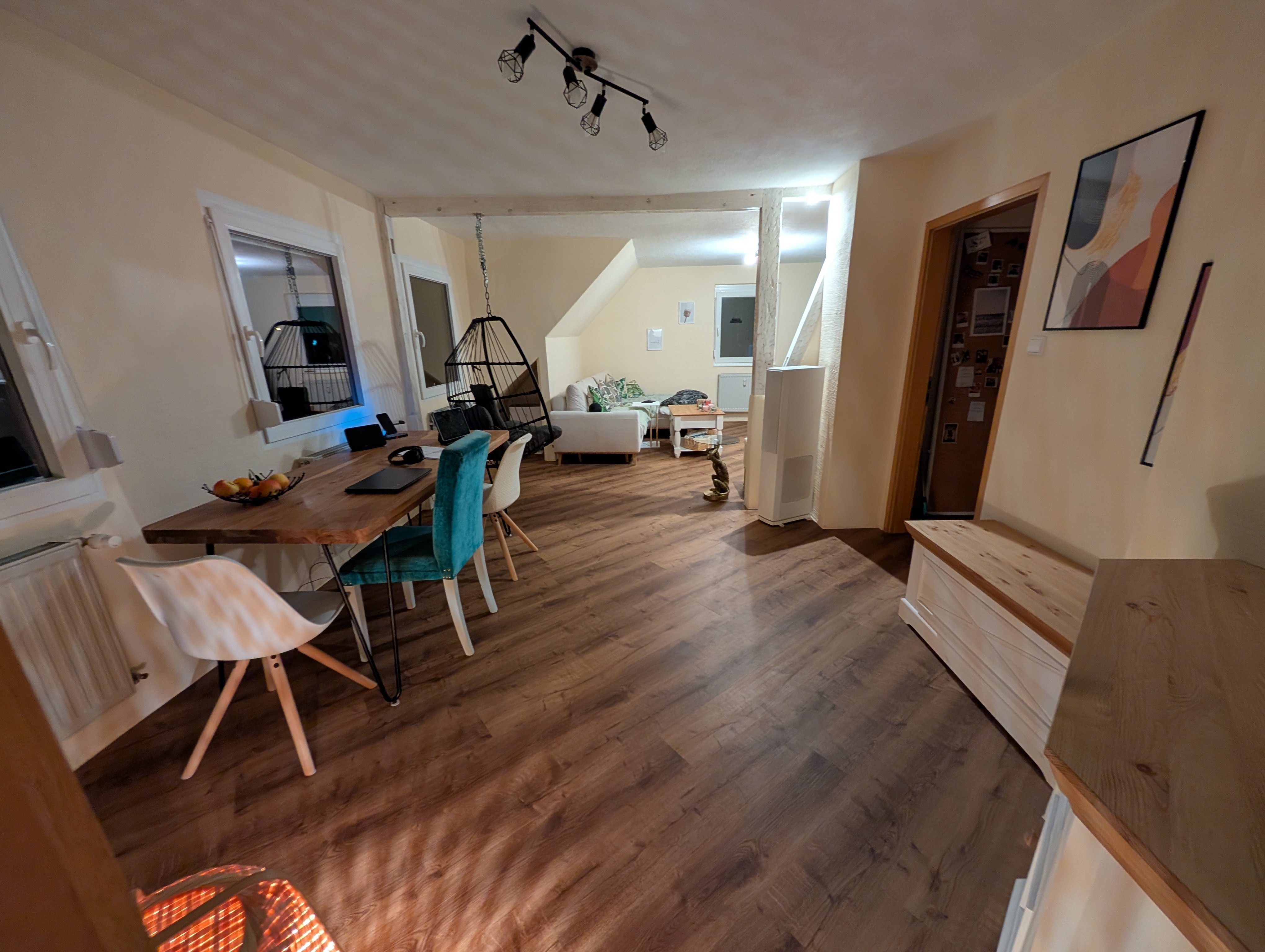 Wohnzimmer mit Vinylboden Holzoptik — Kastner Wand und Boden Designer Kirchheim unter Teck